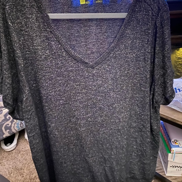 Bundle! 2 size 1x Xersion Tops Gray and Burgundy - Picture 7 of 11